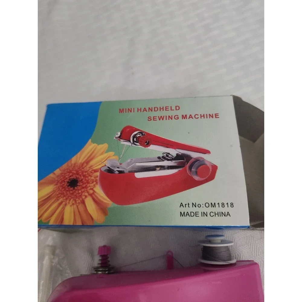Mini Handheld Sewing Machine Pink Portable Manual Stitch Tool OM1818 New
